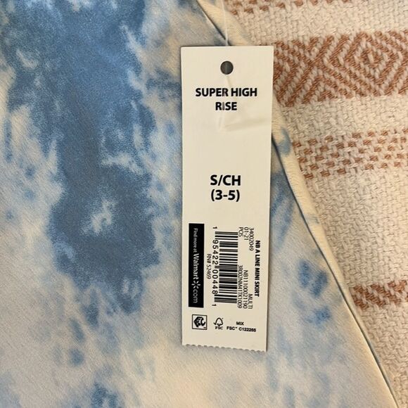 No‎ Boundaries Blue and White Tie Dye Circle Skirt Size Small - Picture 7 of 8